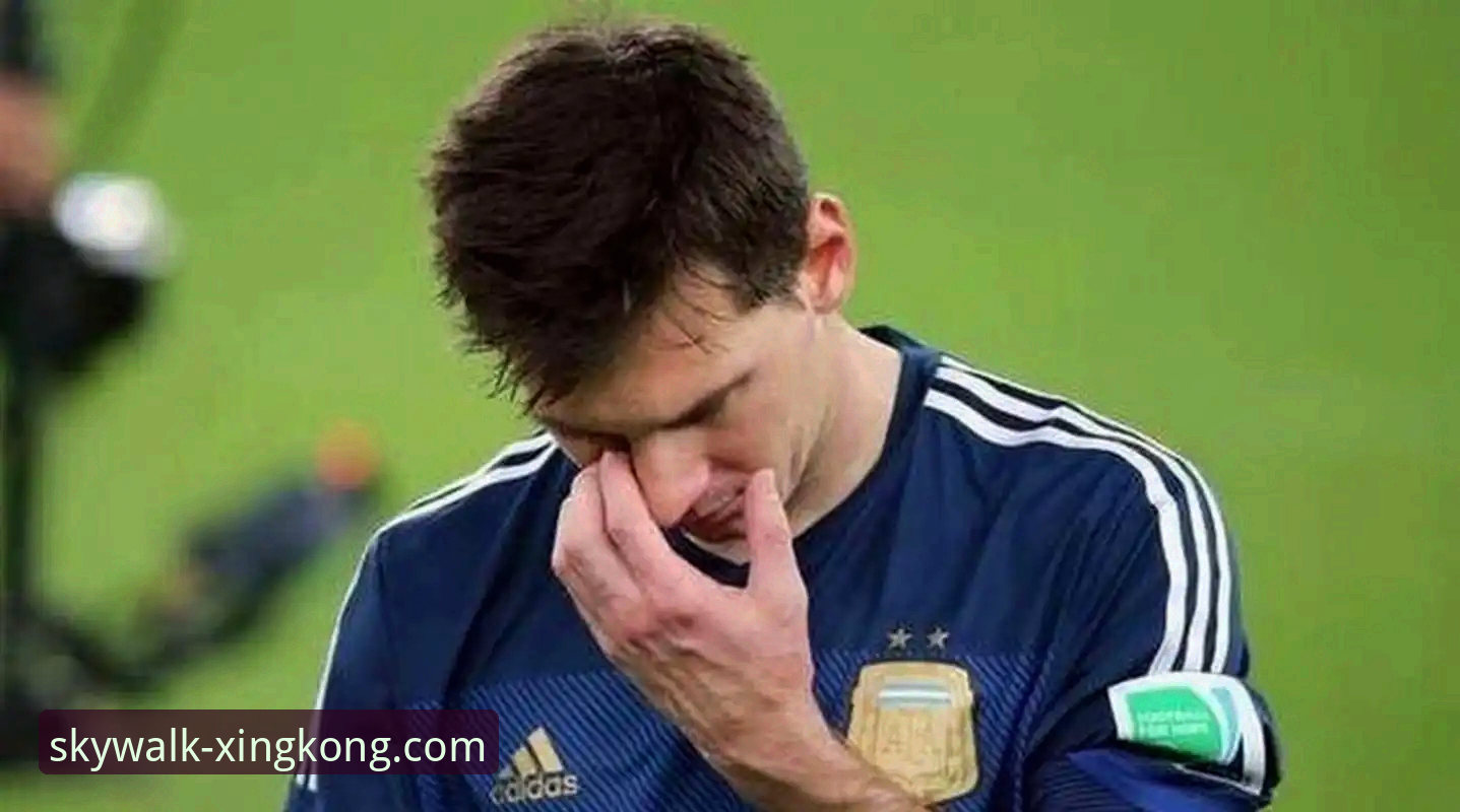 揭秘阿根廷新星世界杯梦碎背后：一次训练如何改变命运轨迹